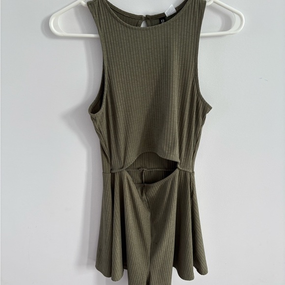 Olive Green Ribbed Cutout Romper - Picture 2 of 4